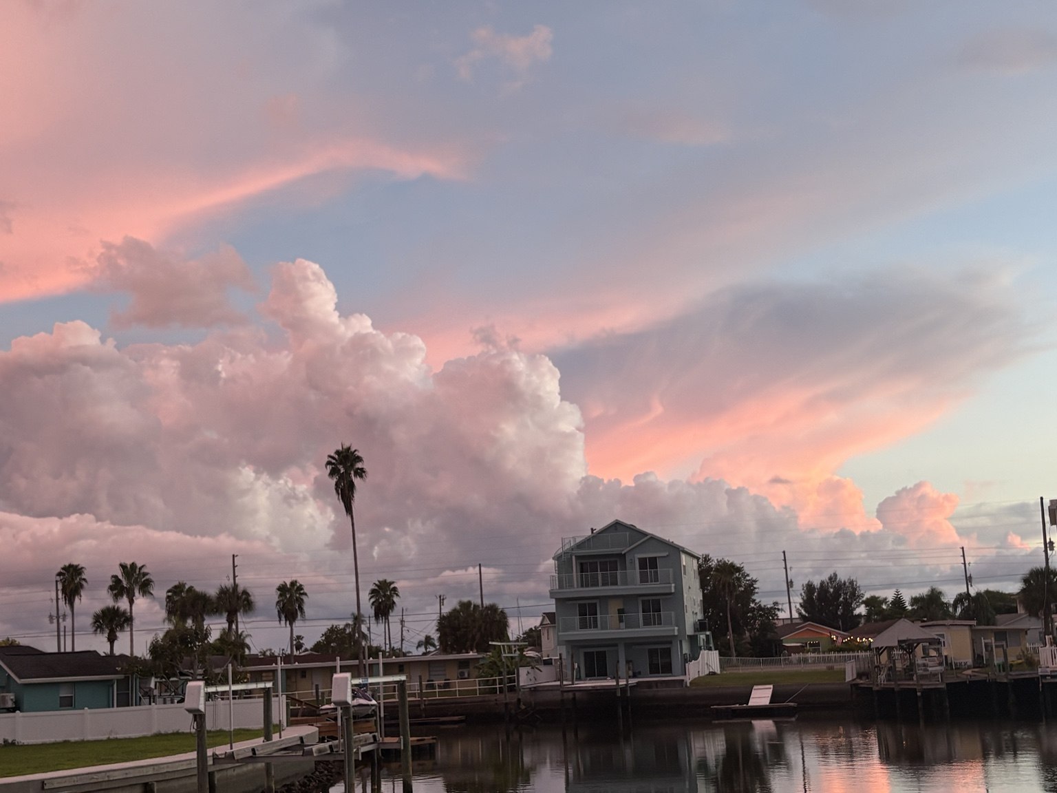 Waterfront sunset at Casa Palma Azul